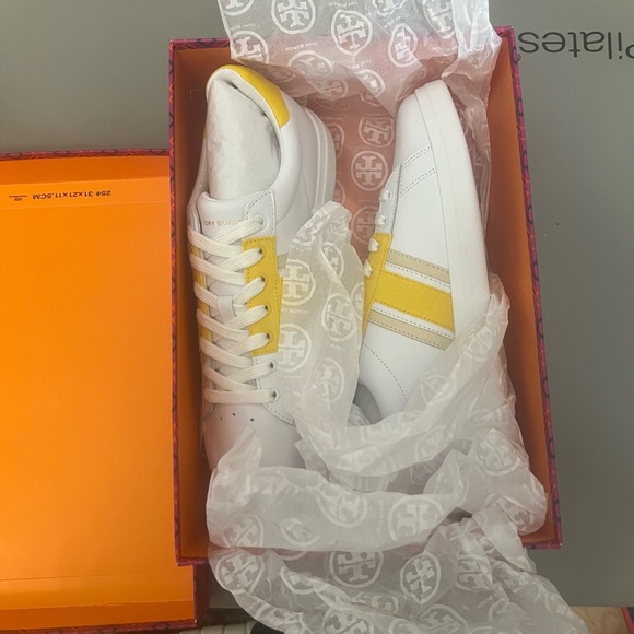 Tory burch shoes size 10.5 NWT - Picture 3 of 11